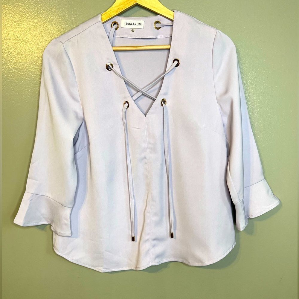 Sugar + lip’s lavender‎ blouse size small office casual